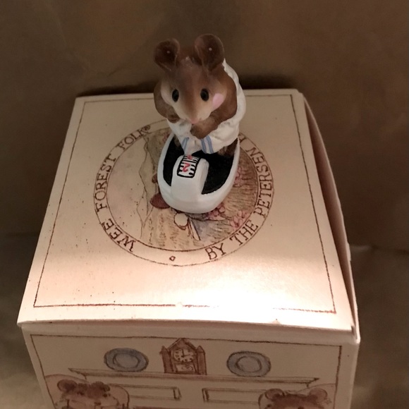 Wee Forest Folk- “Just Checking” -Retired - Picture 2 of 7